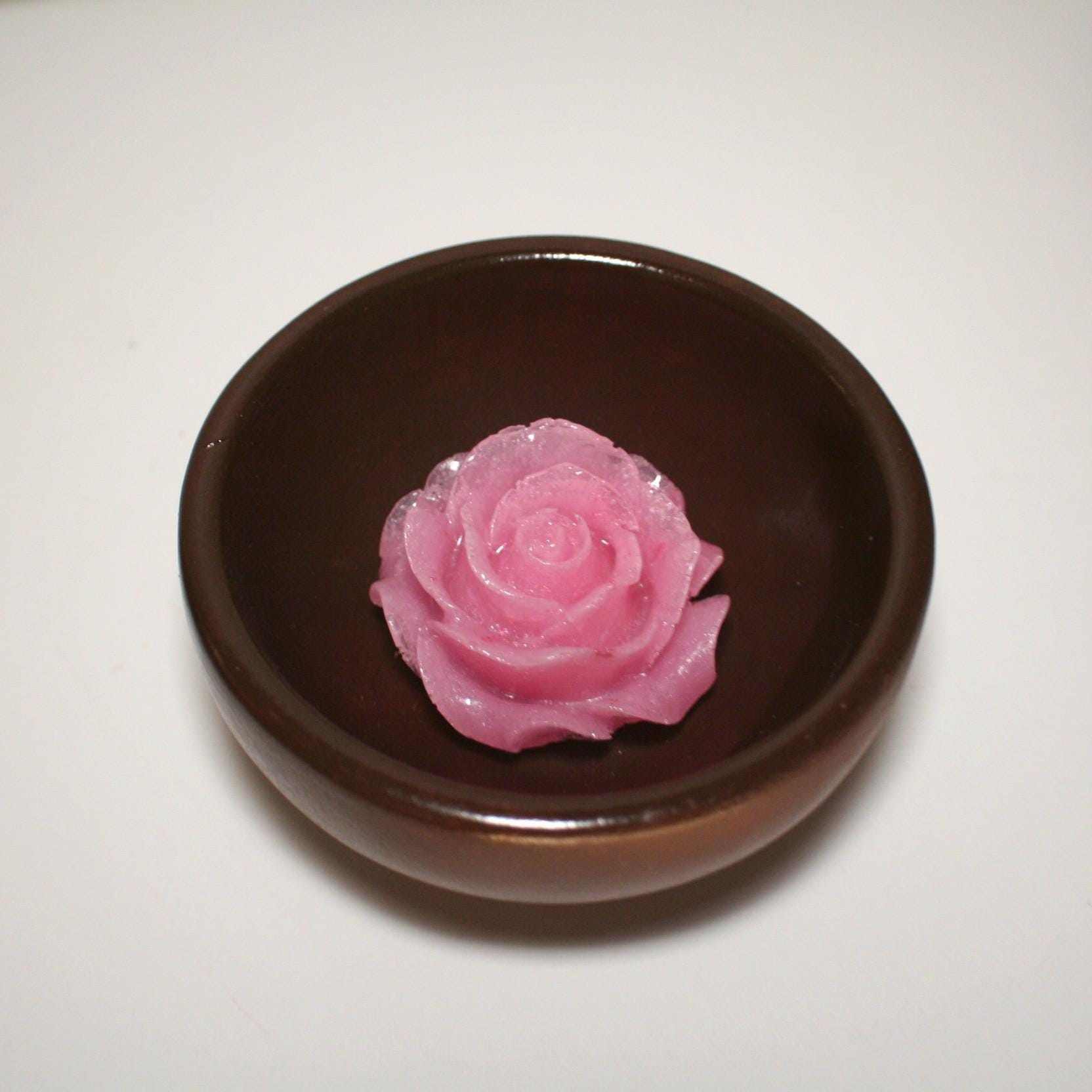 ✨ The perfect blend of natural beauty and handcrafted artistry! These handmade bamboo ring dishes bring warmth and elegance to your space, with a rich chocolate brown hand-painted finish and a stunning resin floral centerpiece. The bowls are upcycled and rescued from a local thrift store and lovingly re-finished and upgraded. Each 3.5-inch round bamboo bowl is sanded smooth and carefully hand-painted, creating a luxurious, earthy base for the delicate hand-cast resin flowers. Choose from four st (2)