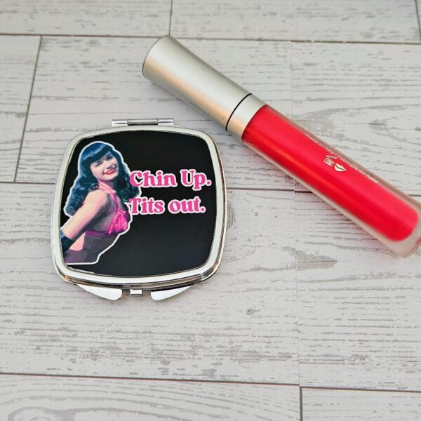 Bettie Page Compact Mirror: Retro Pin-Up Makeup Accessory