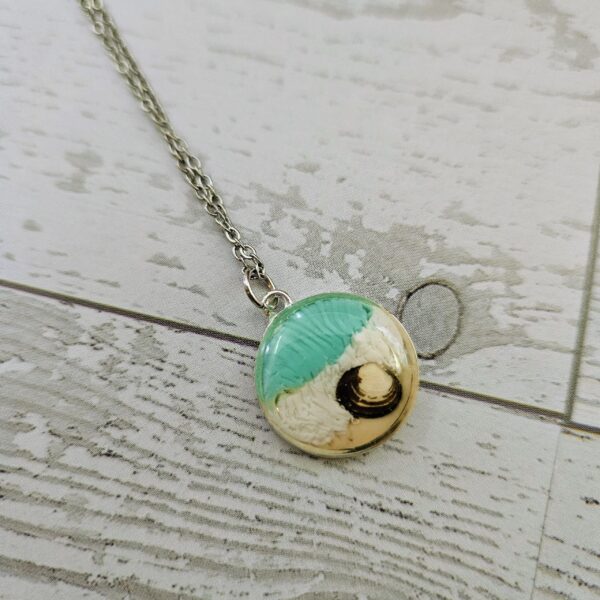 il_fullxfull.7581646980_brz8-1 Handmade Seashell Pendant Necklace – Ocean Resin Coastal Jewelry – Beach Gift for Her