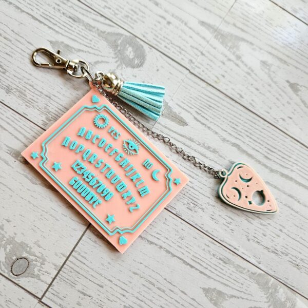 Talking Board Bag Charm – Divination-Inspired 3D Printed Keychain with Planchette