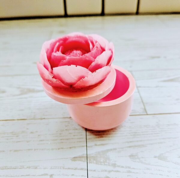 il_fullxfull.7581677924_onfm-1 Hand Cast Mini Ring Box - Decorative Floral Trinket Dish