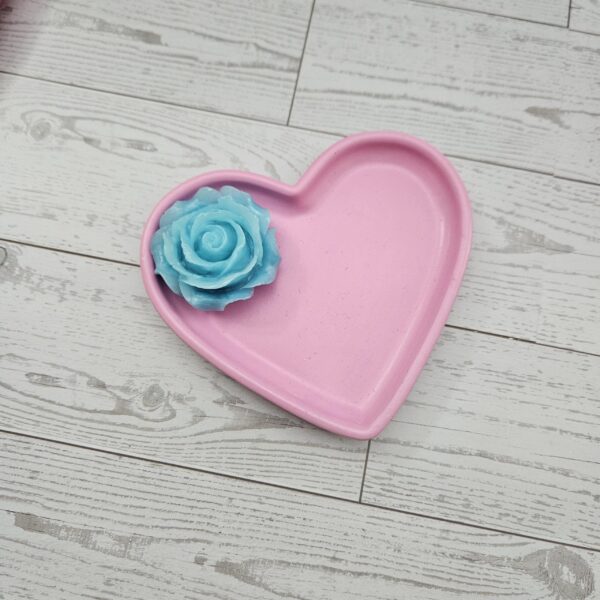 il_fullxfull.7581683188_tkgi-1 Floral Heart-Shaped Trinket Dish — Bold, Handmade Jewelry Holder for Vanity or Gift Giving