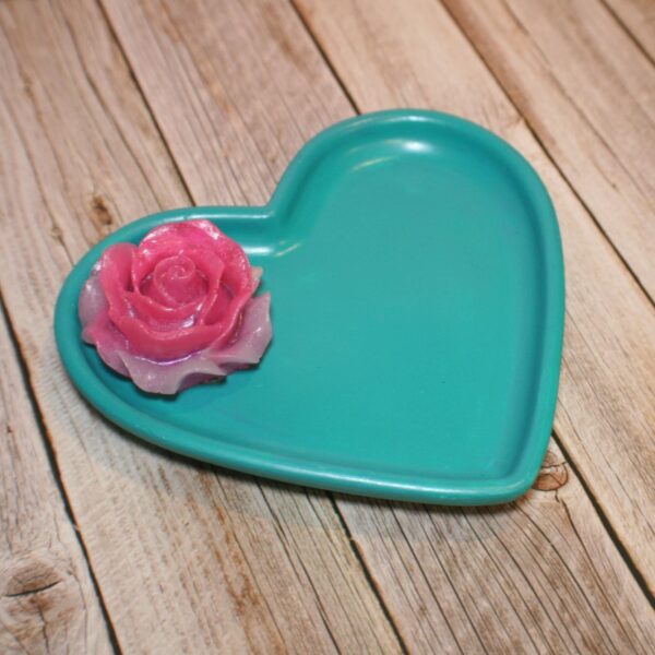 il_fullxfull.7581683698_b5pa Floral Heart-Shaped Trinket Dish — Bold, Handmade Jewelry Holder for Vanity or Gift Giving