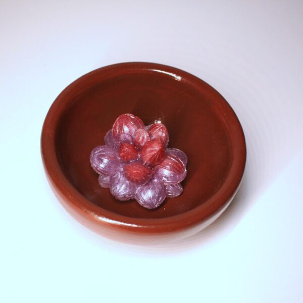 ✨ The perfect blend of natural beauty and handcrafted artistry! These handmade bamboo ring dishes bring warmth and elegance to your space, with a rich chocolate brown hand-painted finish and a stunning resin floral centerpiece. The bowls are upcycled and rescued from a local thrift store and lovingly re-finished and upgraded. Each 3.5-inch round bamboo bowl is sanded smooth and carefully hand-painted, creating a luxurious, earthy base for the delicate hand-cast resin flowers. Choose from four st (4)