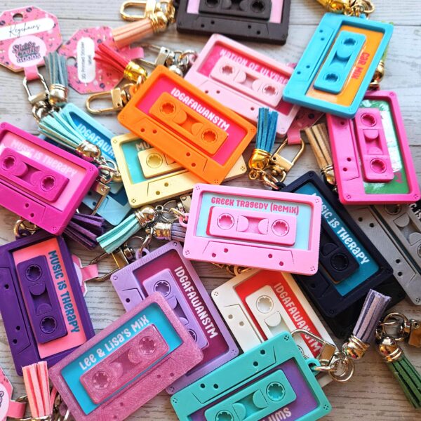 Cassette Tape Keychain – Custom NFC Spotify Playlist Charm – Music Fan Gift