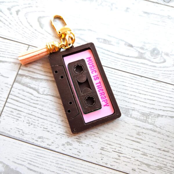 Custom Cassette Tape Keychain – NFC Mixtape Gift for Boyfriend, Anniversary or Birthday