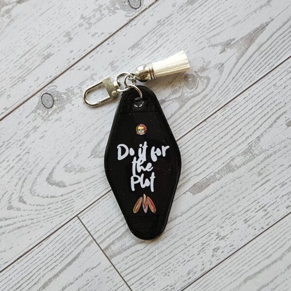il_fullxfull.7906171737_loi8 Retro Motel Keychain | Do It For the Plot | Rhinestones, Tassel Accent